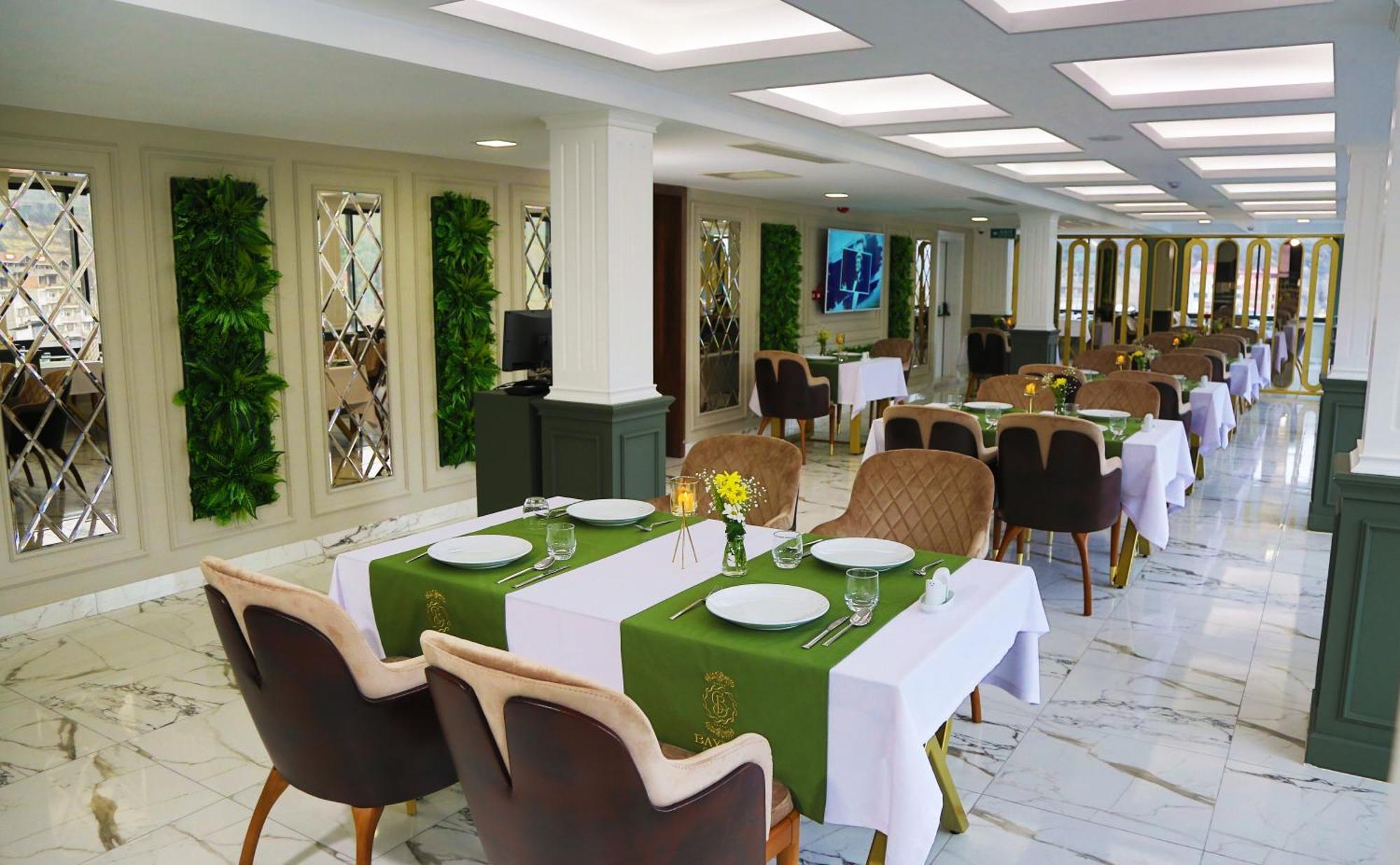 Bayrak Grand Hotel Трабзон Экстерьер фото